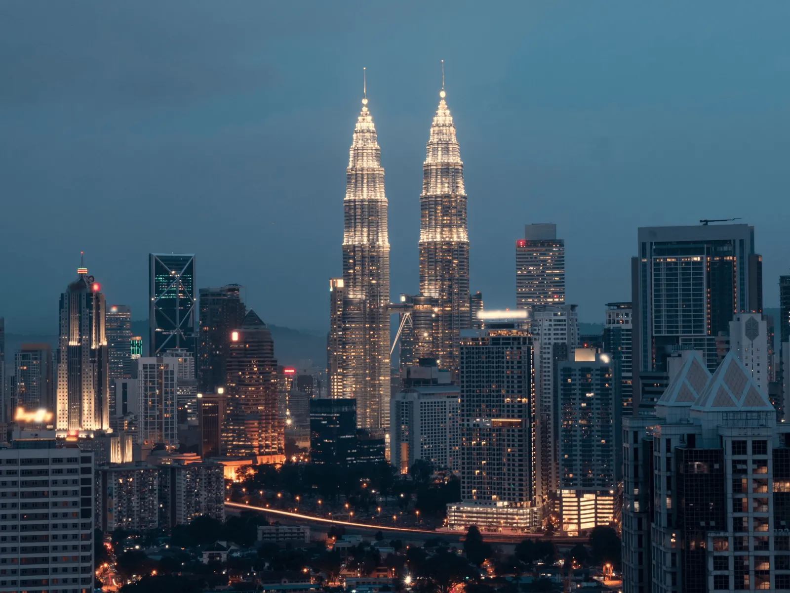 The Real Cost of In-House Payroll in Malaysia — And Why Outsourcing Wins 4 A Growing Trend in Malaysias Business Landscape 2