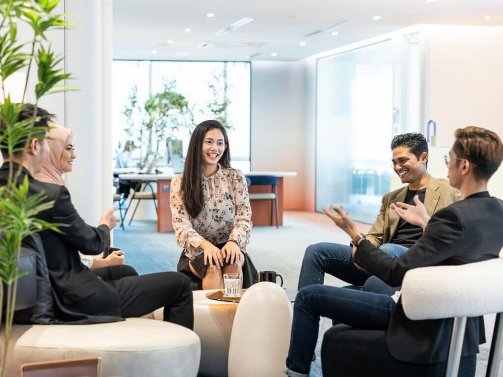 5 Reasons To Host Your Meeting at a Coworking Space 3 A Professional Yet Lively Environment